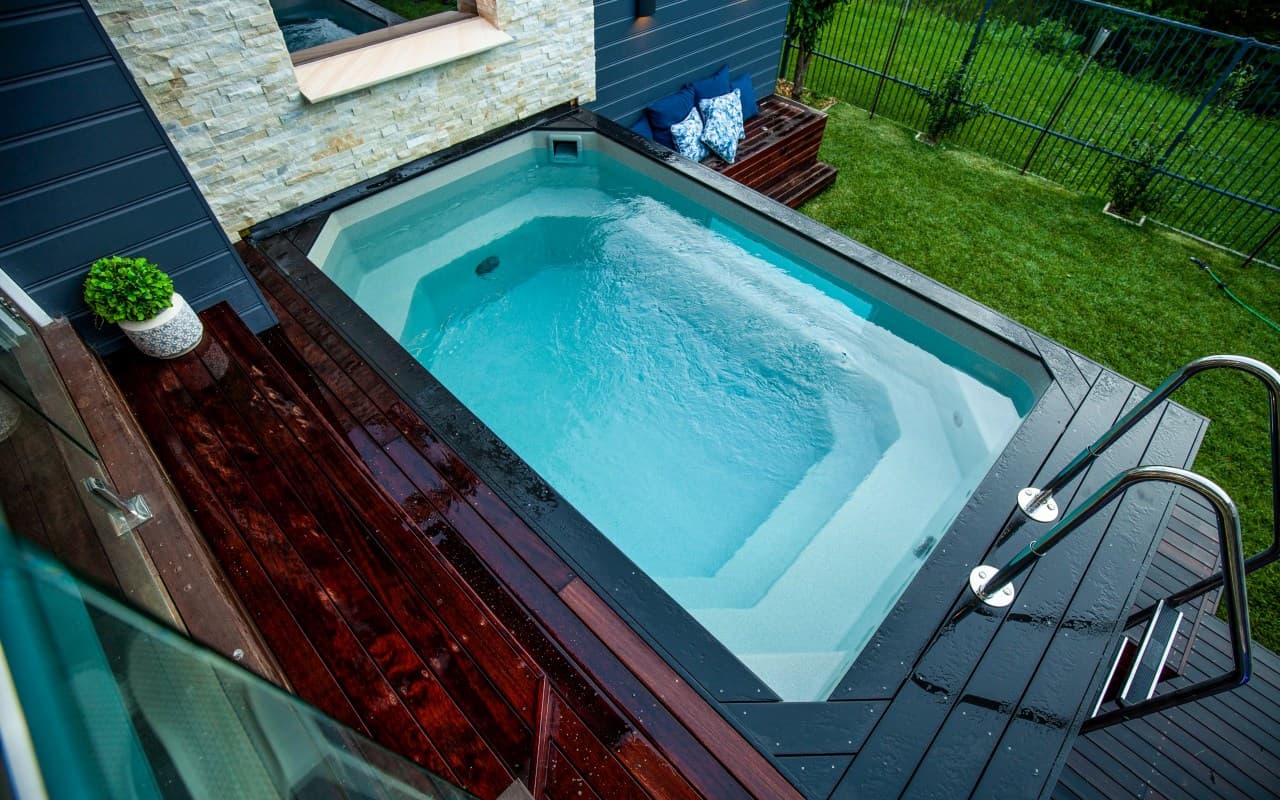 Compass Express Plunge family shown in supplier installation photography