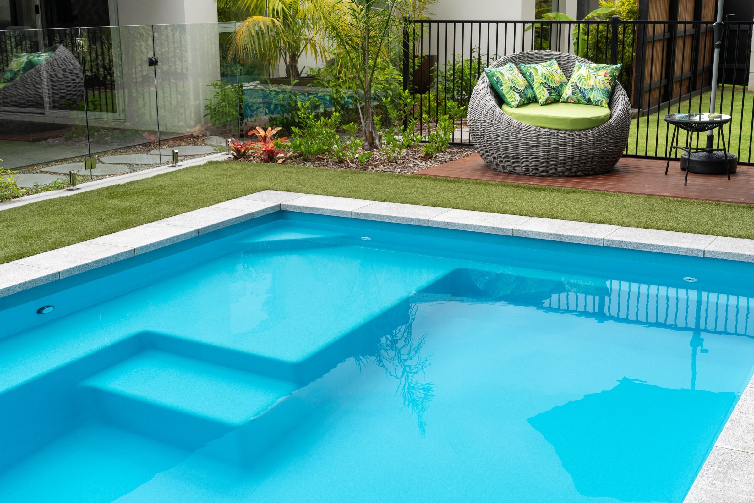 Wide entry steps inside the Frankston South fibreglass pool